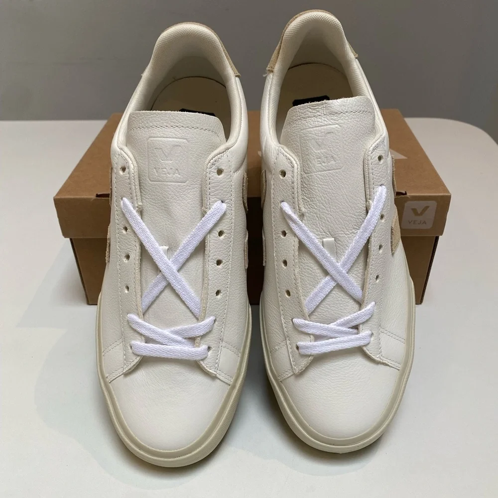 Veja Campo Leather Sneaker in White/Almond sz 41EU/10US New in Box - Picture 6 of 8